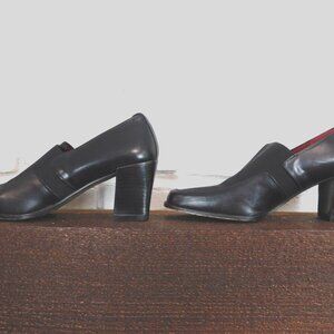 Donald J  Pliner Classic Square Toe Black Heeled Leather and Fabric Loafers